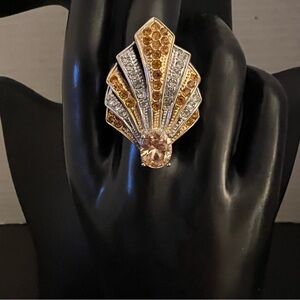 Good preowned vintage condition ring